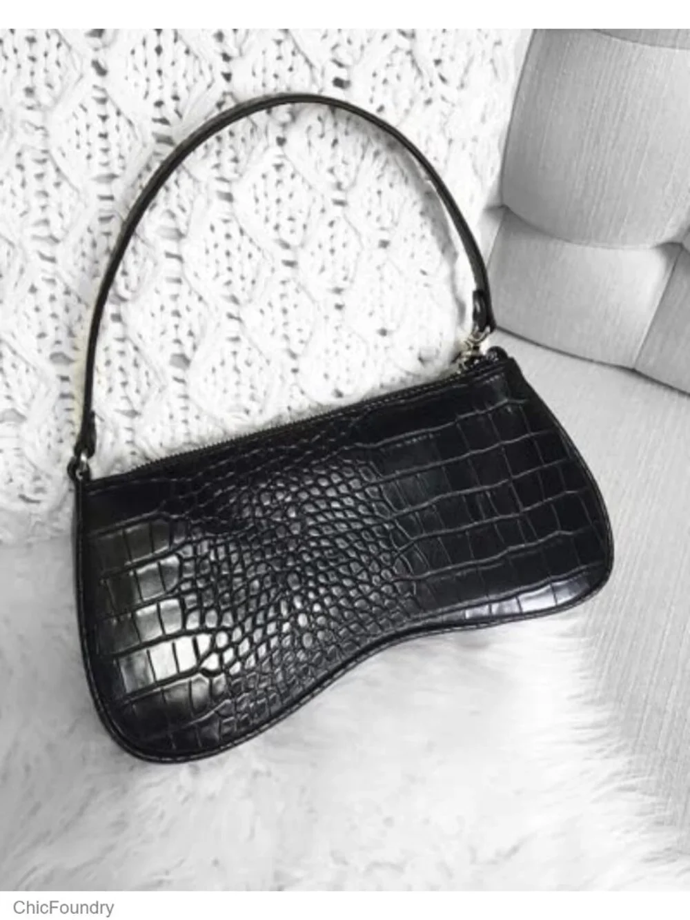 Vegan Leather Shoulder Bag Zip Closure Purse